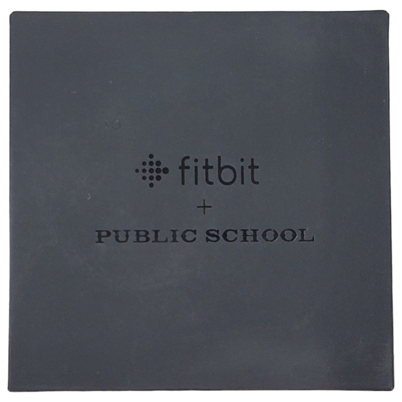 Fitbit Alta Type-III Paracord Bracelet Public School Collaboration - 2016 - Picture 9 of 10